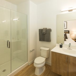 Full-size bathroom in North Wilmington, DE Apartment